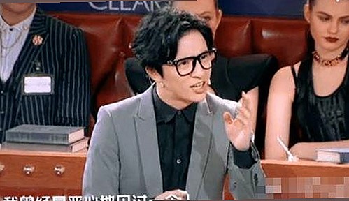 明星最新动态：关系变动引发热议，粉丝期待新变化