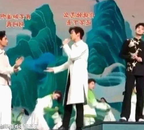 最新曝光！明星幕后故事大揭秘，真相令人震惊✨